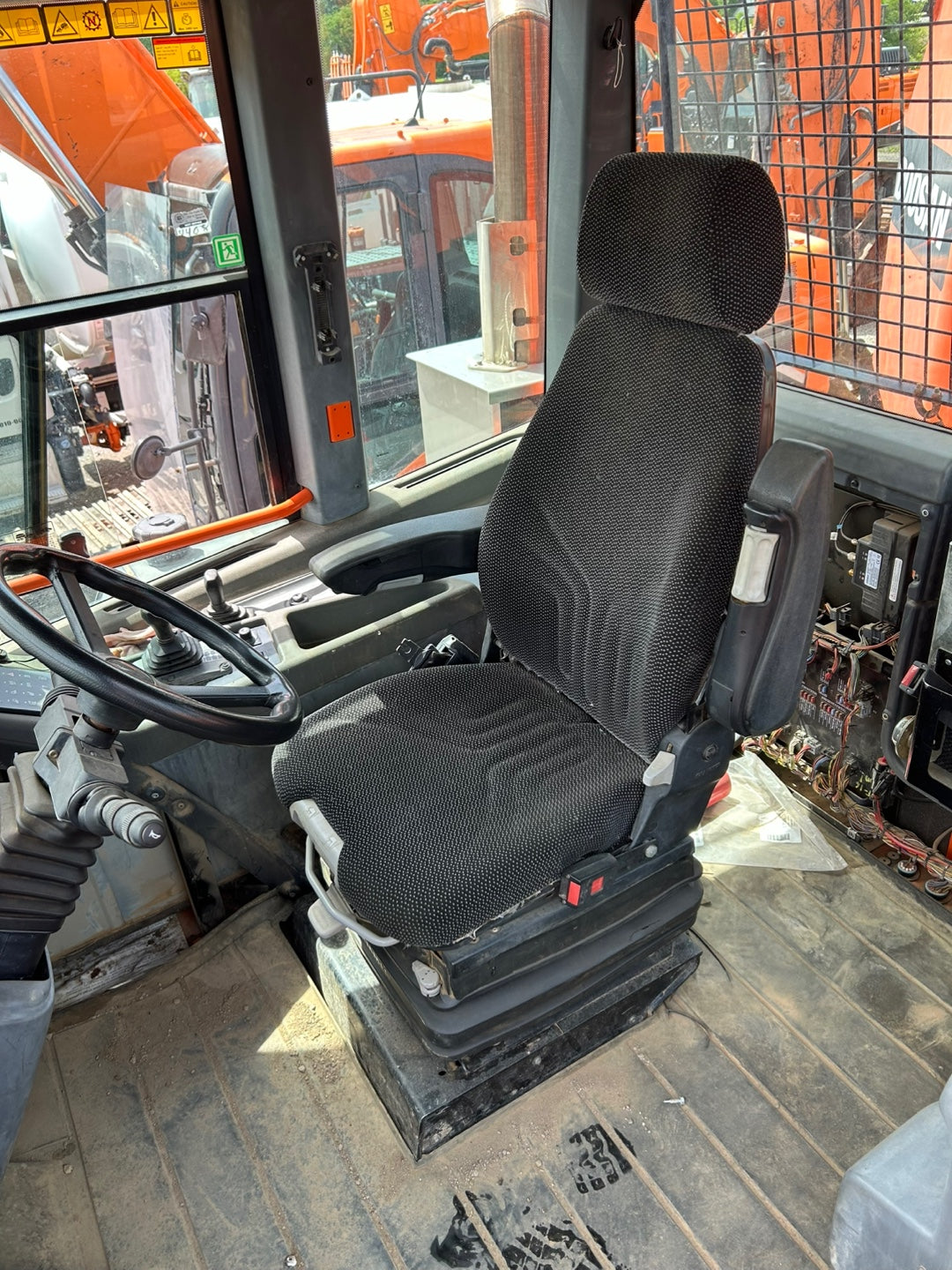 Doosan DA30 Articulated Dump Truck (2019) NEW BATTERIES!!